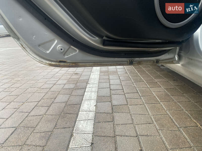 Хетчбек Mazda 3 2006 в Бучі