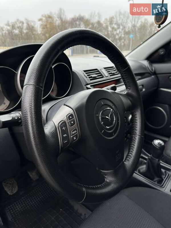 Седан Mazda 3 2007 в Сумах