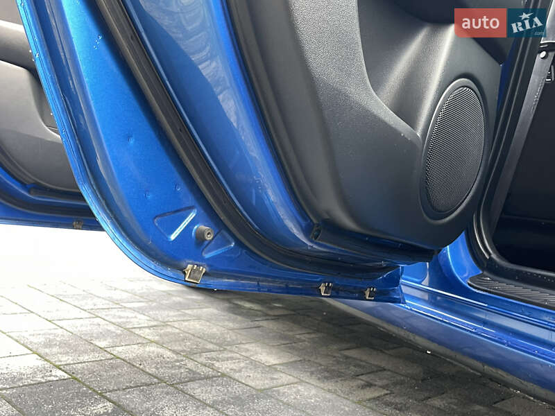 Хетчбек Mazda 3 2005 в Винниках