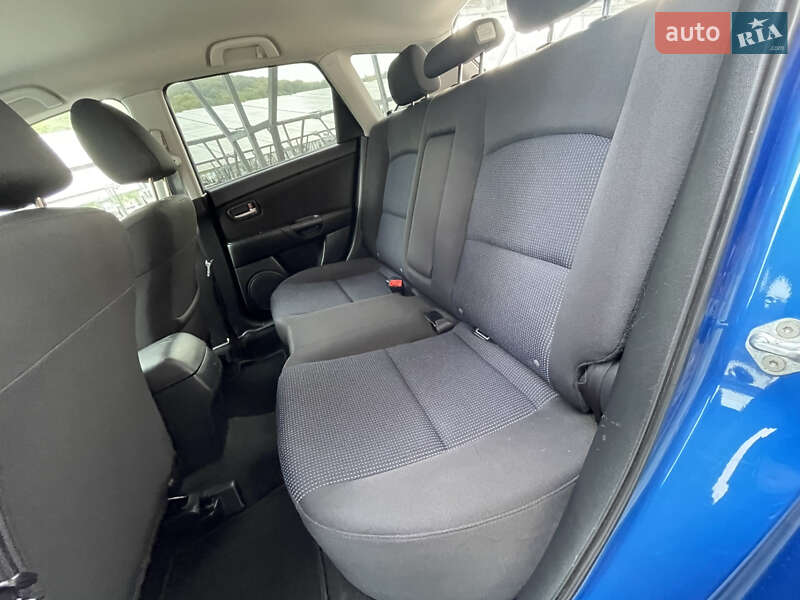 Хетчбек Mazda 3 2005 в Винниках