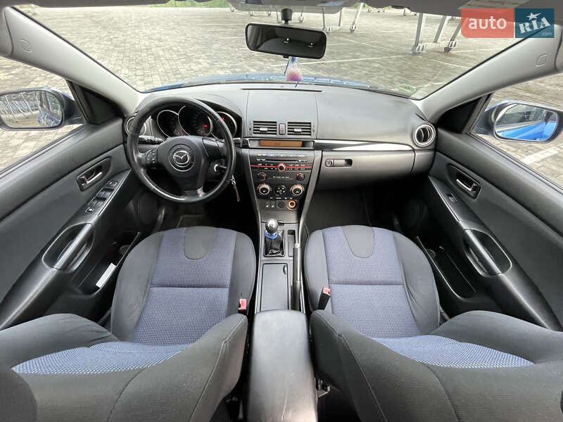 Хетчбек Mazda 3 2005 в Винниках