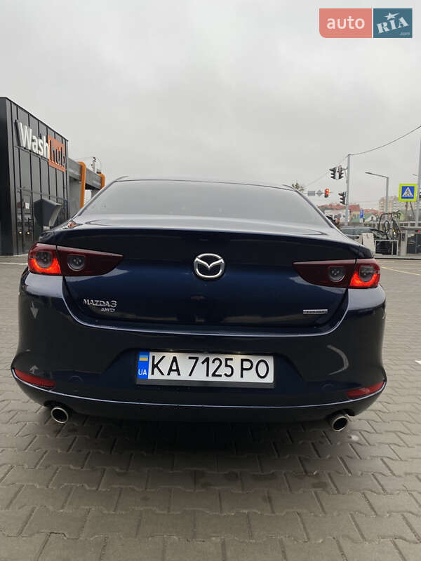 Седан Mazda 3 2019 в Киеве