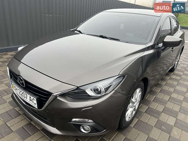 Mazda 3 2016