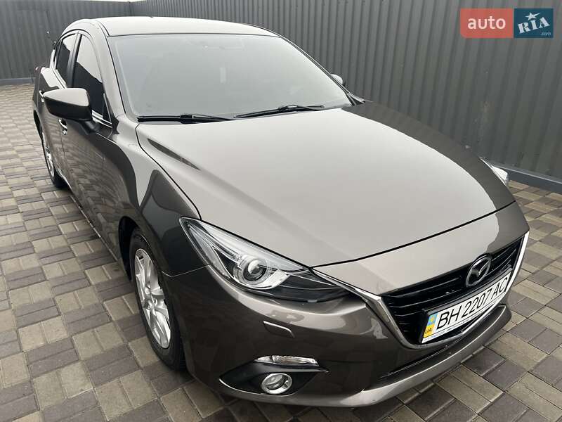 Седан Mazda 3 2016 в Києві