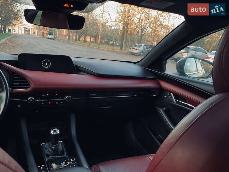 Хэтчбек Mazda 3 2019 в Николаеве