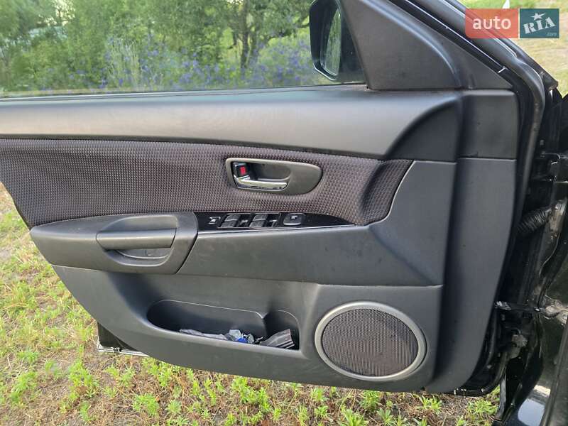 Седан Mazda 3 2008 в Киеве