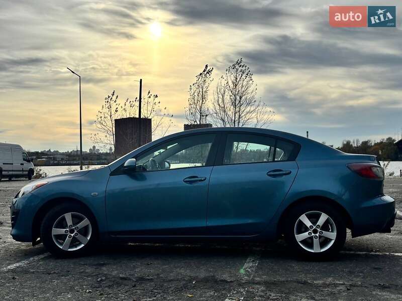 Mazda 3 2010