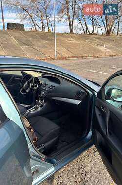 Седан Mazda 3 2010 в Киеве
