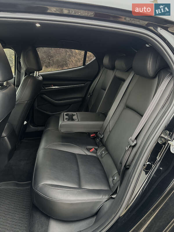 Хетчбек Mazda 3 2019 в Івано-Франківську