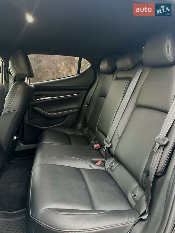 Хетчбек Mazda 3 2019 в Івано-Франківську