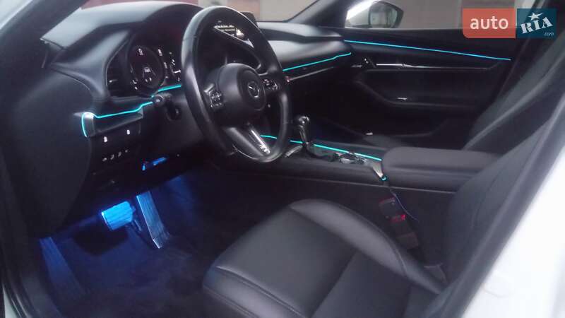 Хетчбек Mazda 3 2021 в Одесі фото 15 Хетчбек Mazda 3 2021 в Одесі