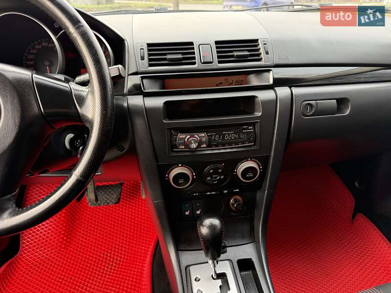 Хэтчбек Mazda 3 2005 в Харькове