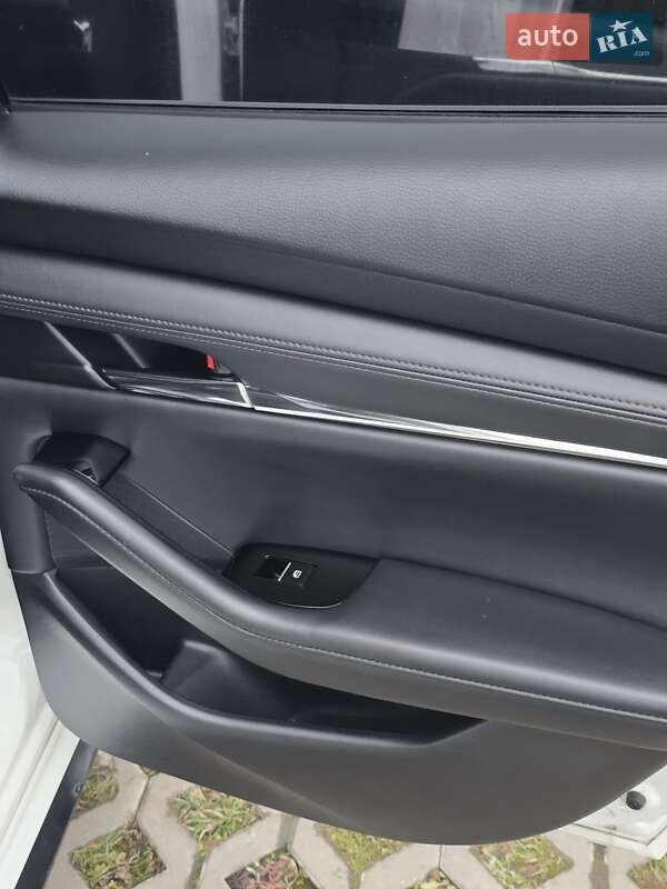 Седан Mazda 3 2021 в Коломые