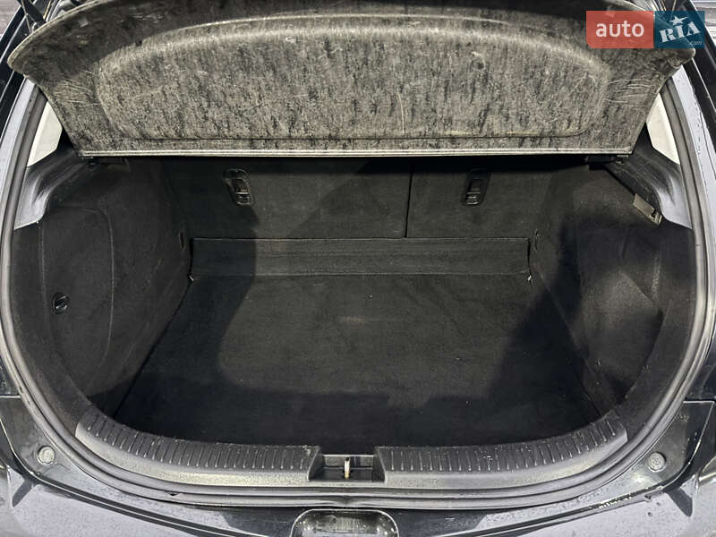 Хэтчбек Mazda 3 2005 в Киеве фото 13 Хэтчбек Mazda 3 2005 в Киеве