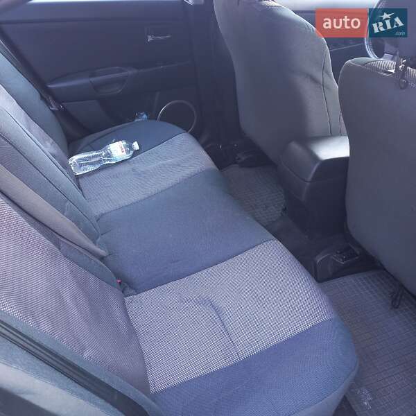 Седан Mazda 3 2008 в Харкові