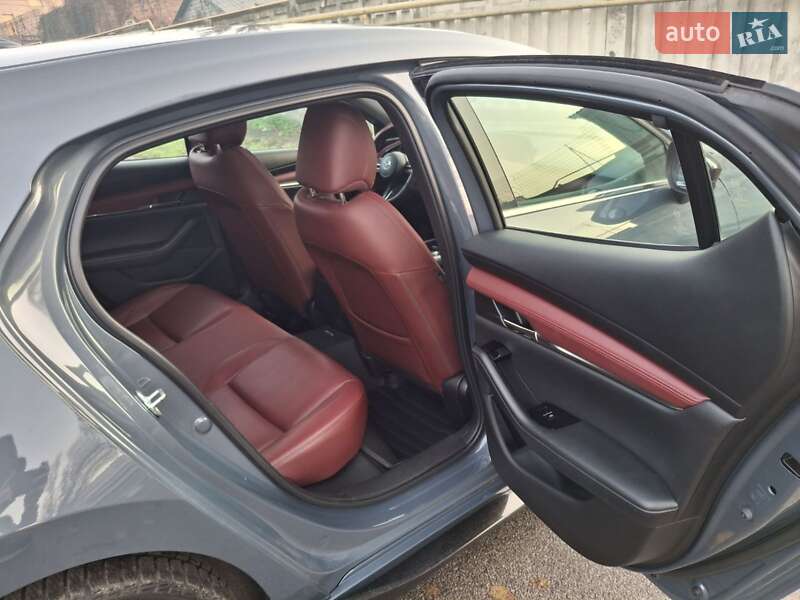 Хэтчбек Mazda 3 2021 в Харькове