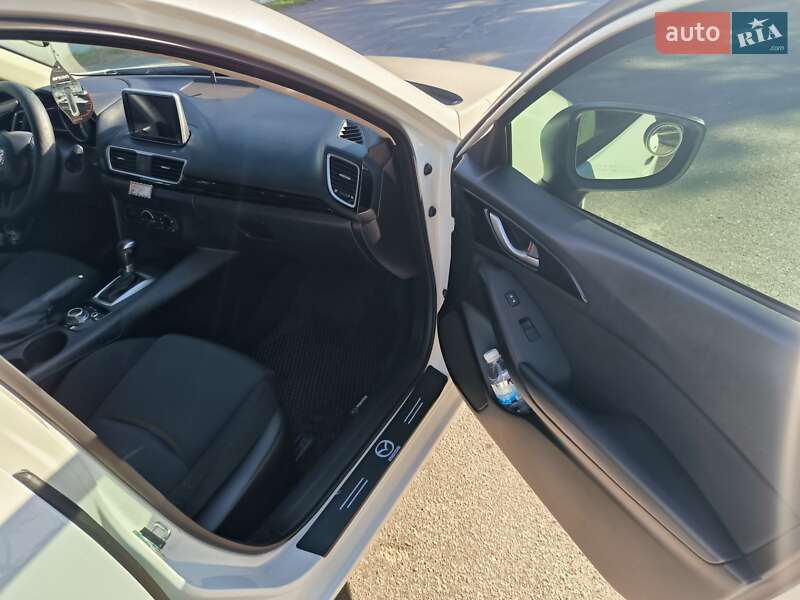 Хэтчбек Mazda 3 2014 в Никополе