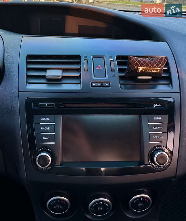 Седан Mazda 3 2013 в Дніпрі