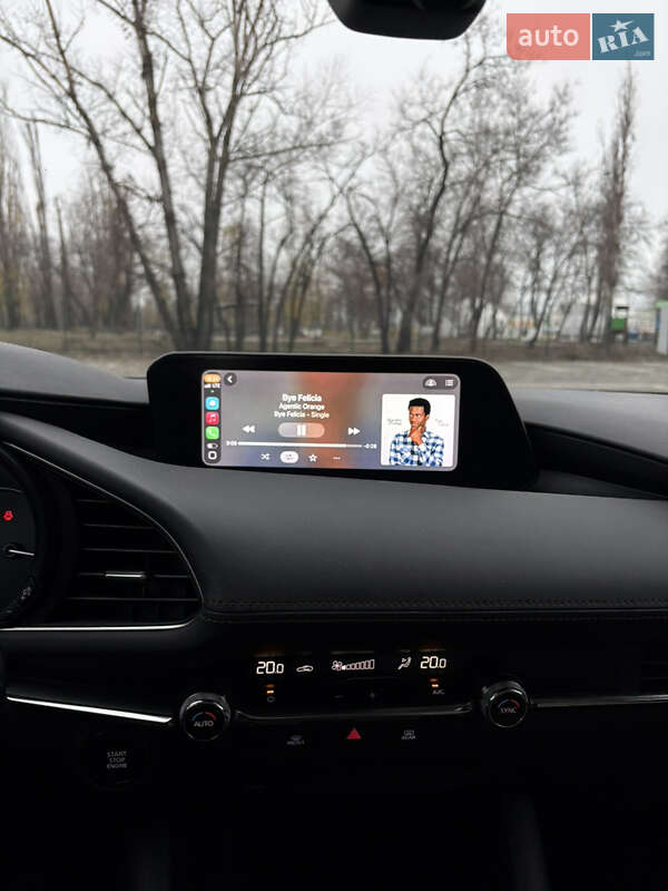 Седан Mazda 3 2019 в Запоріжжі