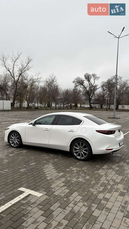 Седан Mazda 3 2019 в Запоріжжі
