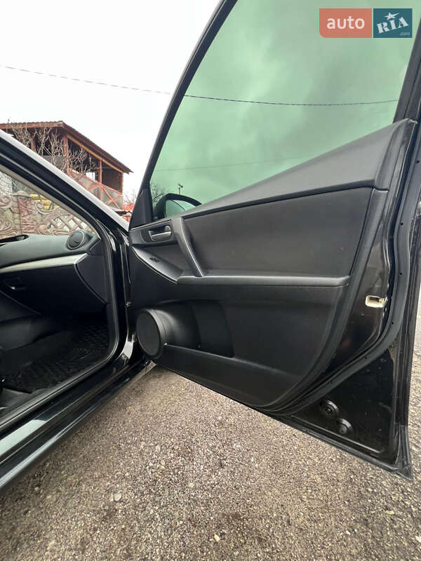 Седан Mazda 3 2013 в Дніпрі фото 13 Седан Mazda 3 2013 в Дніпрі