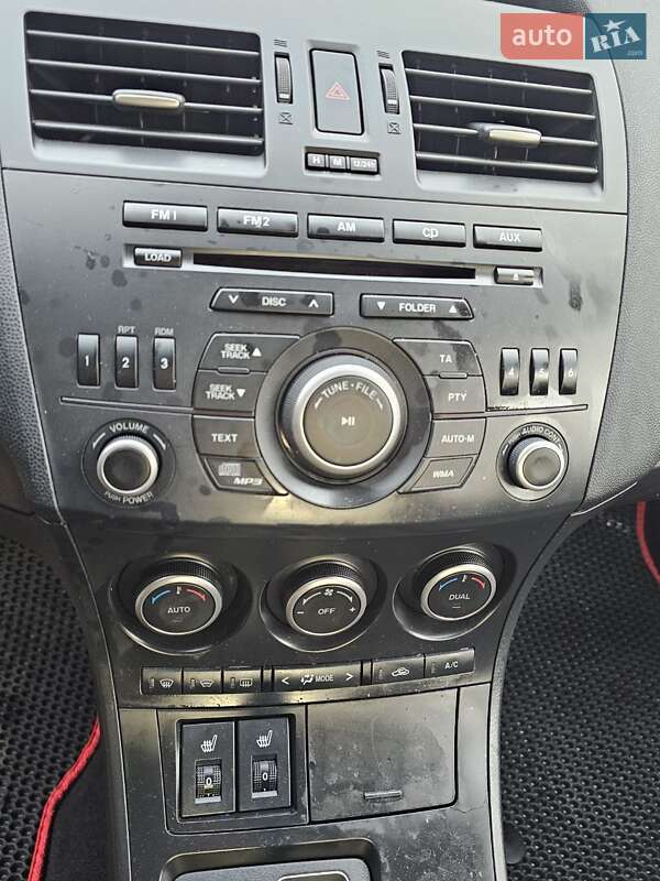 Седан Mazda 3 2013 в Киеве фото 21 Седан Mazda 3 2013 в Киеве