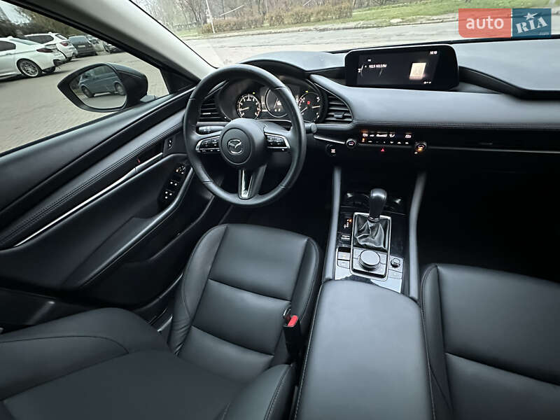 Седан Mazda 3 2024 в Киеве фото 37 Седан Mazda 3 2024 в Киеве