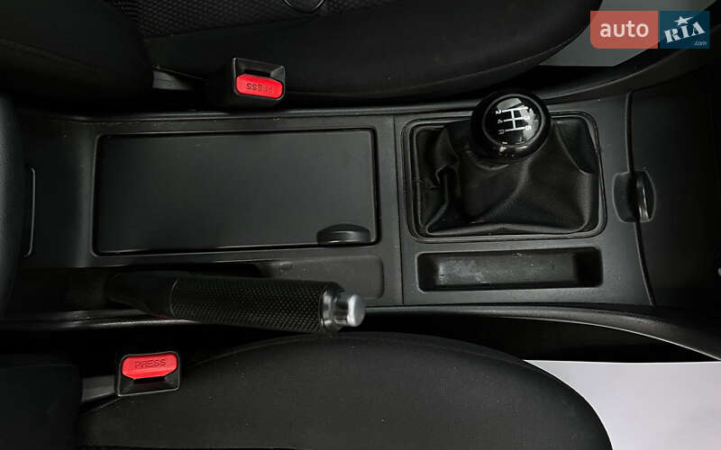 Хэтчбек Mazda 3 2006 в Коломые