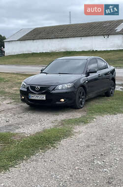 Седан Mazda 3 2005 в Недригайлове