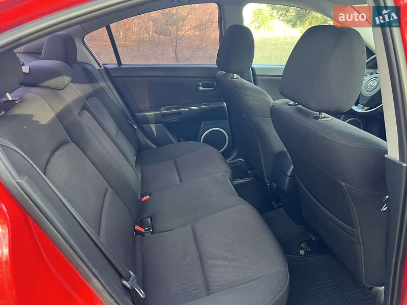 Седан Mazda 3 2007 в Дніпрі