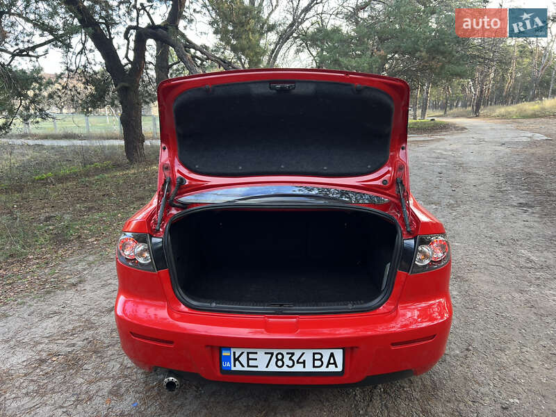Седан Mazda 3 2007 в Дніпрі
