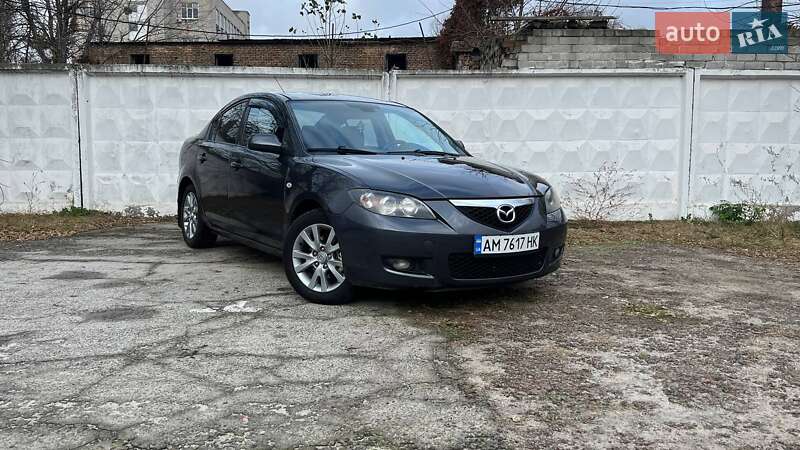Седан Mazda 3 2008 в Киеве
