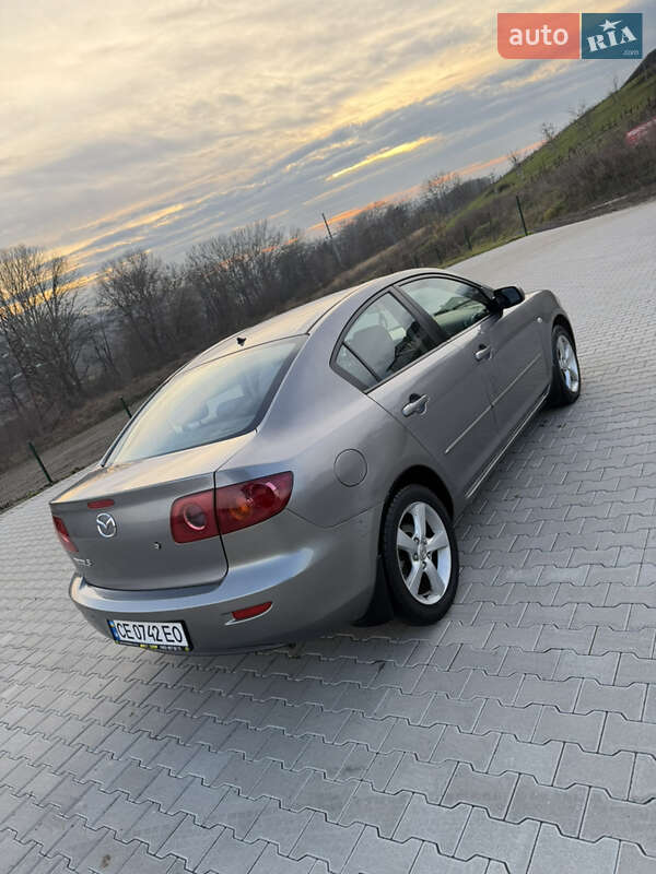 Хэтчбек Mazda 3 2004 в Черновцах