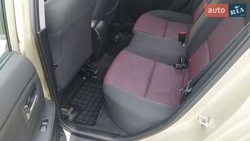 Хэтчбек Mazda 3 2004 в Львове фото 15 Хэтчбек Mazda 3 2004 в Львове