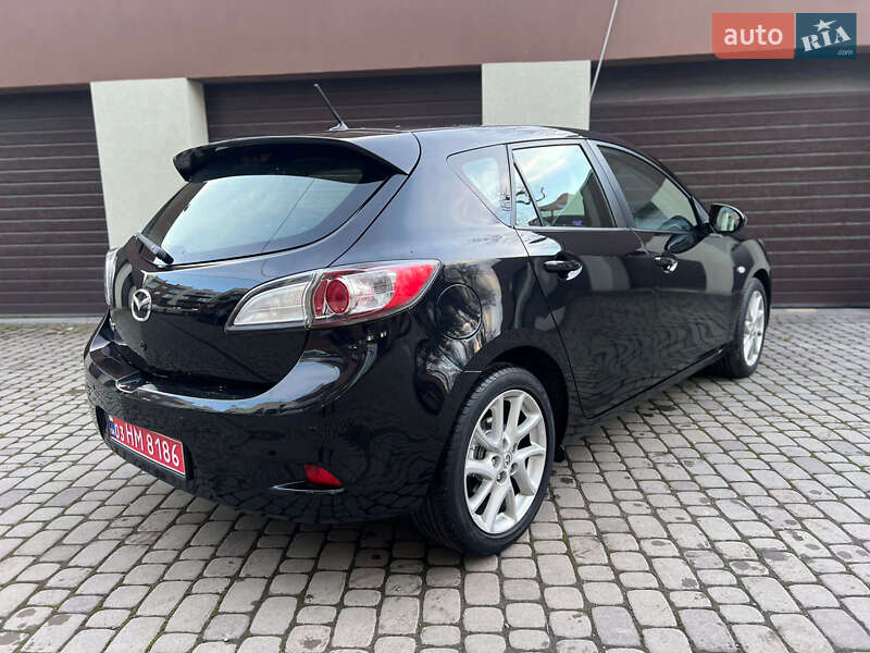 Хэтчбек Mazda 3 2011 в Коломые