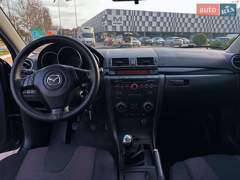 Хетчбек Mazda 3 2005 в Одесі
