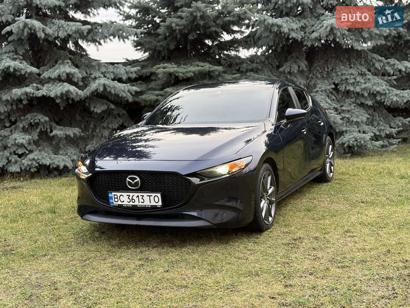 Хэтчбек Mazda 3 2019 в Киеве