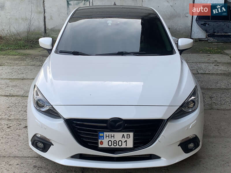 Хэтчбек Mazda 3 2015 в Одессе