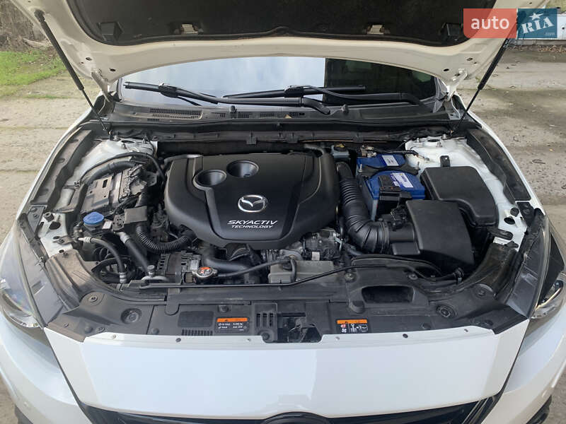 Хэтчбек Mazda 3 2015 в Одессе