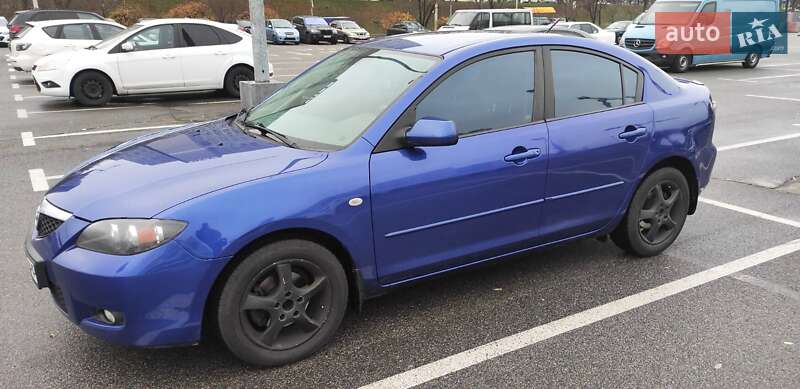 Седан Mazda 3 2008 в Києві