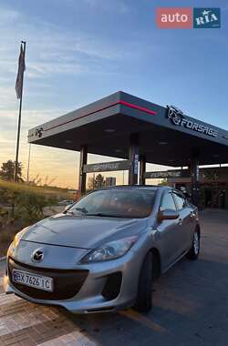Седан Mazda 3 2013 в Каменец-Подольском