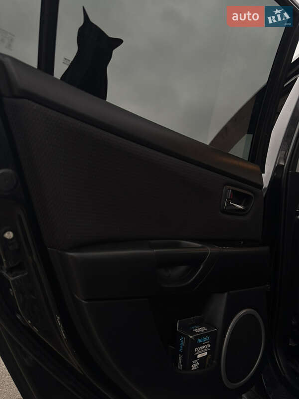 Седан Mazda 3 2008 в Прилуках