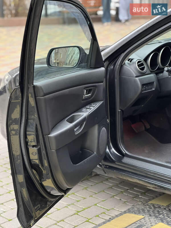 Седан Mazda 3 2006 в Одессе
