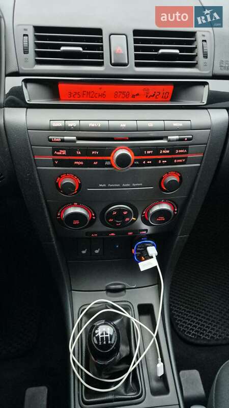 Седан Mazda 3 2006 в Києві