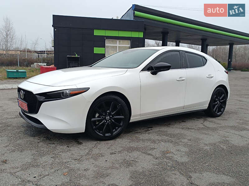 Хетчбек Mazda 3 2021 в Дніпрі