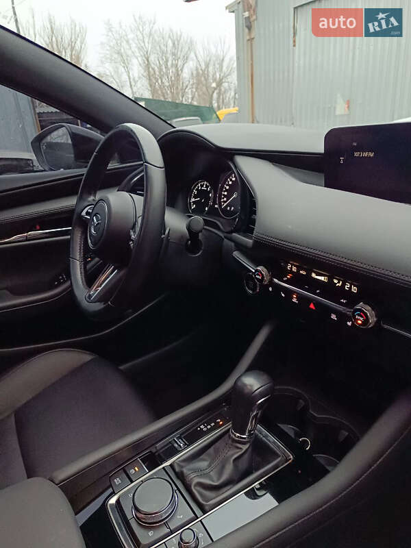 Хетчбек Mazda 3 2021 в Дніпрі