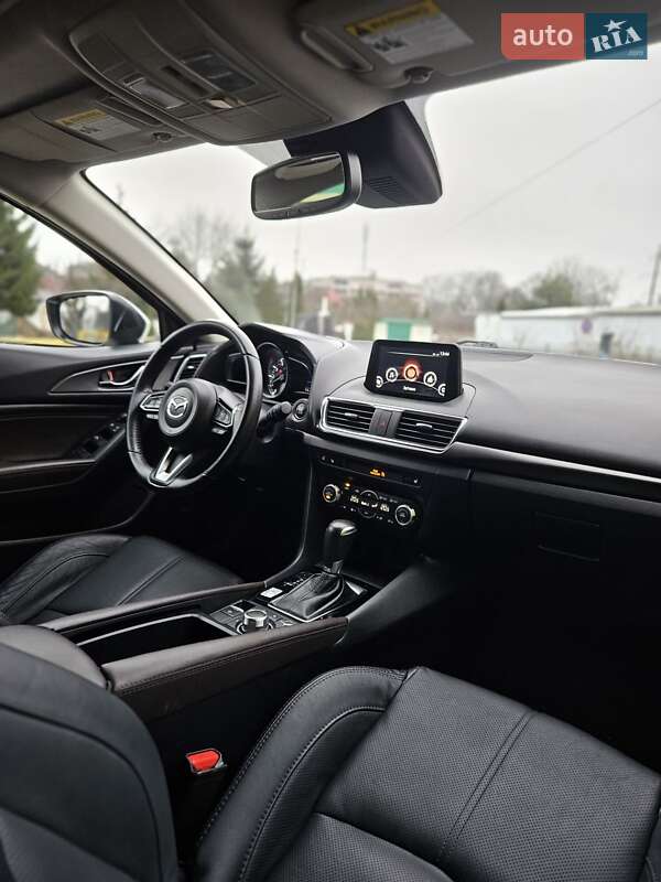 Хетчбек Mazda 3 2018 в Львові фото 14 Хетчбек Mazda 3 2018 в Львові