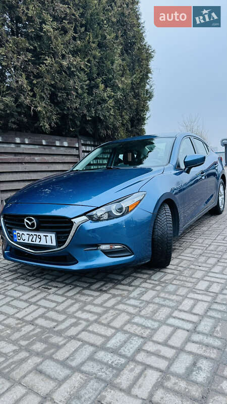 Седан Mazda 3 2017 в Львові