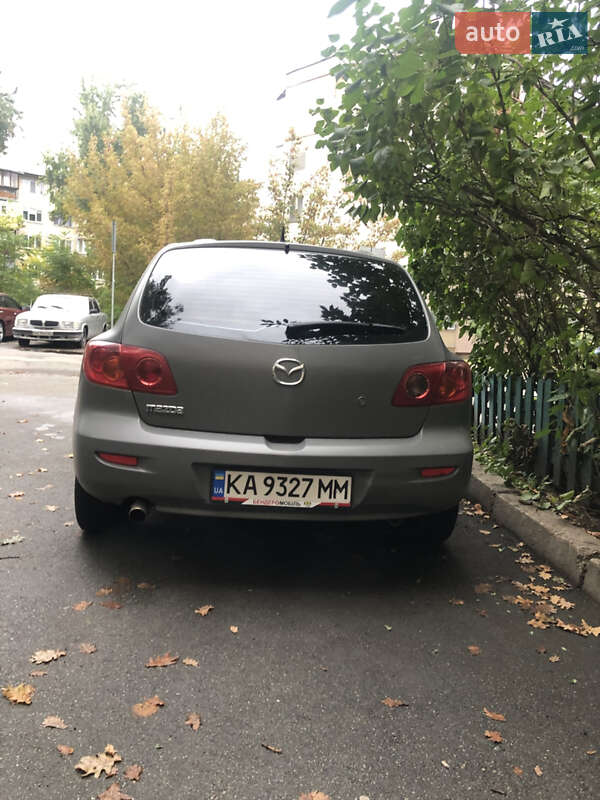 Хэтчбек Mazda 3 2004 в Киеве