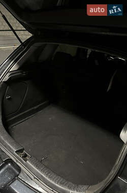 Хэтчбек Mazda 3 2008 в Львове